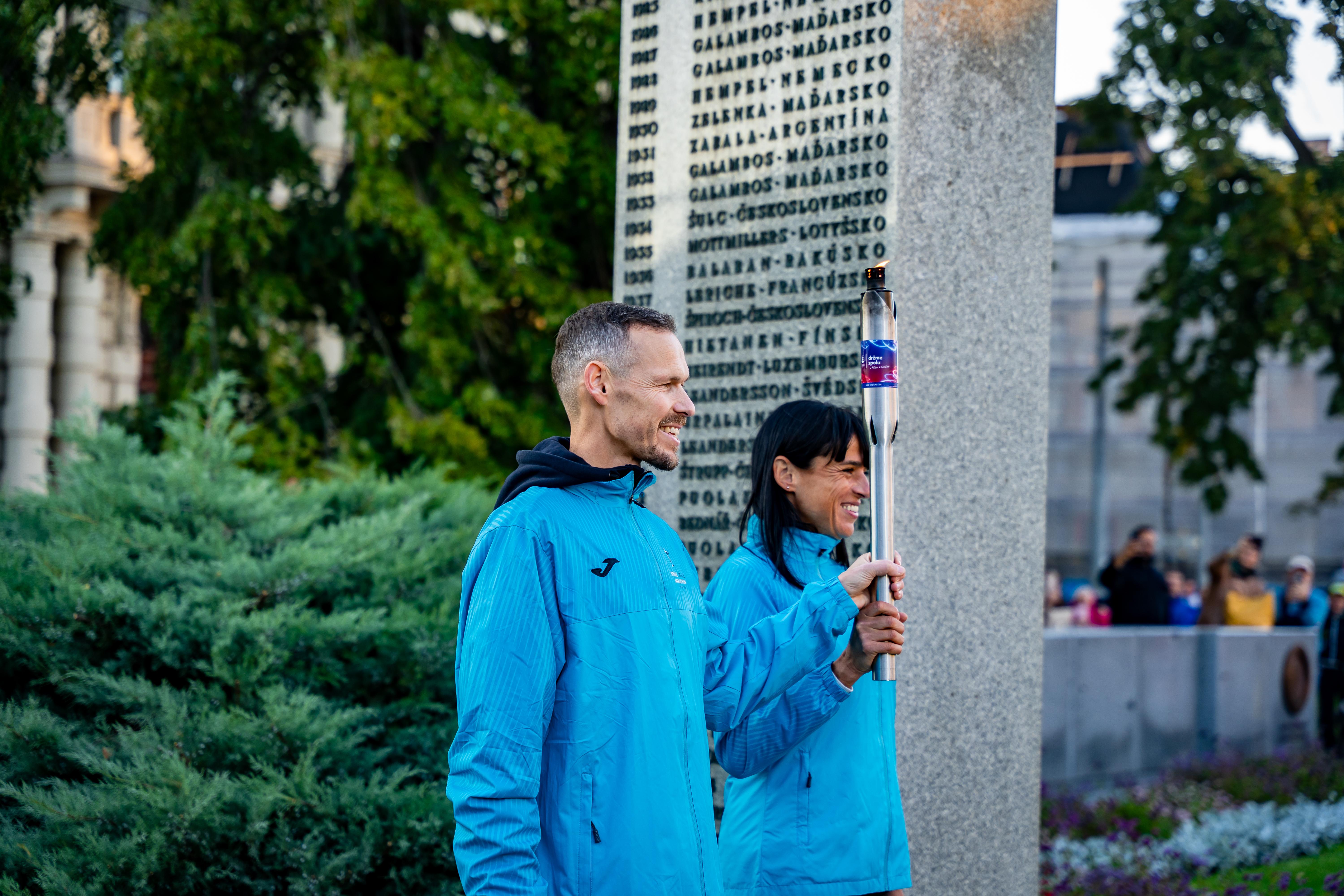 Slavnostne zapalenie Maratonskeho ohna -24